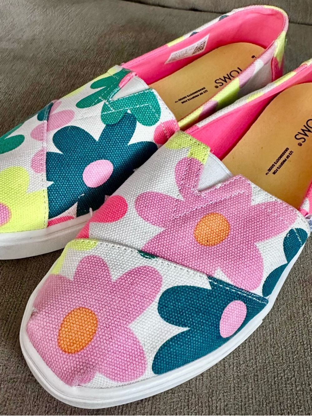 Toms Retro floral print Alpargata shoes